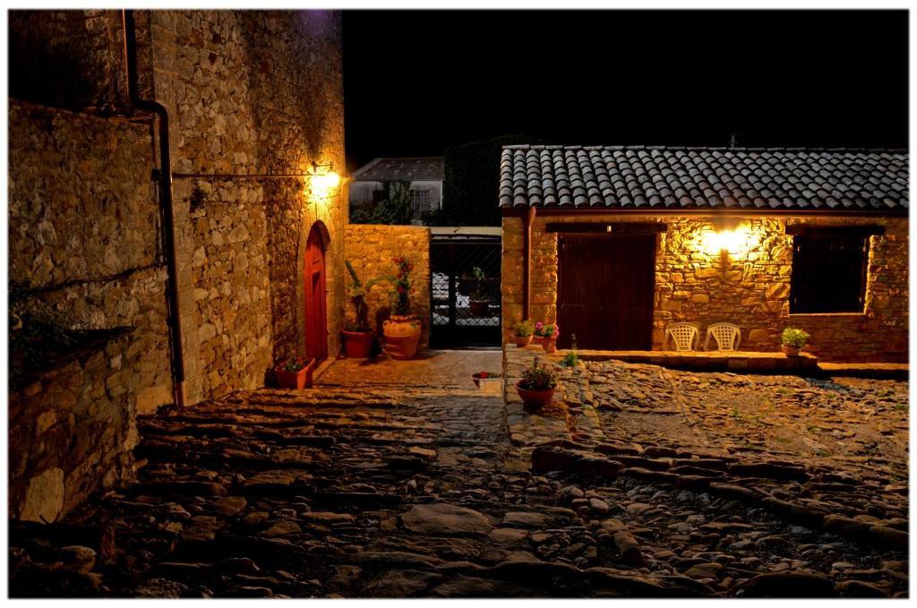 Agriturismo Sant'Agata เปียนาเดยีอัลบาเนซี ภายนอก รูปภาพ