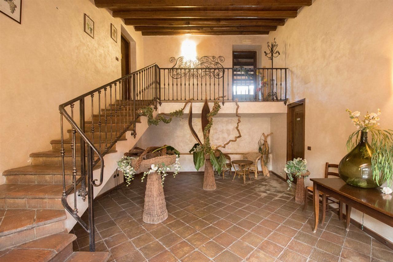 Agriturismo Sant'Agata เปียนาเดยีอัลบาเนซี ภายนอก รูปภาพ
